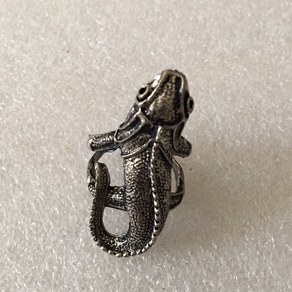 Lazard ring